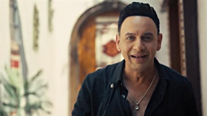 مصطفى قمر يطرح ثاني أغاني ألبومه الجديد بعنوان «أصل الأيام» مصطفى قمر يطرح ثاني أغاني ألبومه الجديد بعنوان «أصل الأيام»