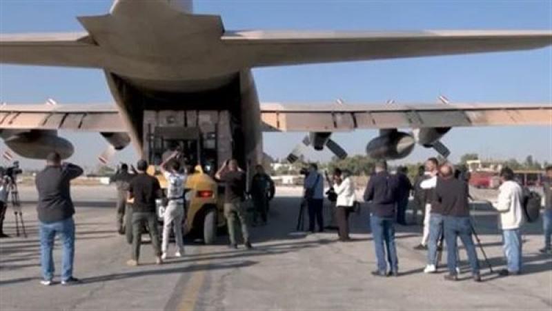 مطار العريش يستقبل طائرة مساعدات سعودية لصالح قطاع غزة
