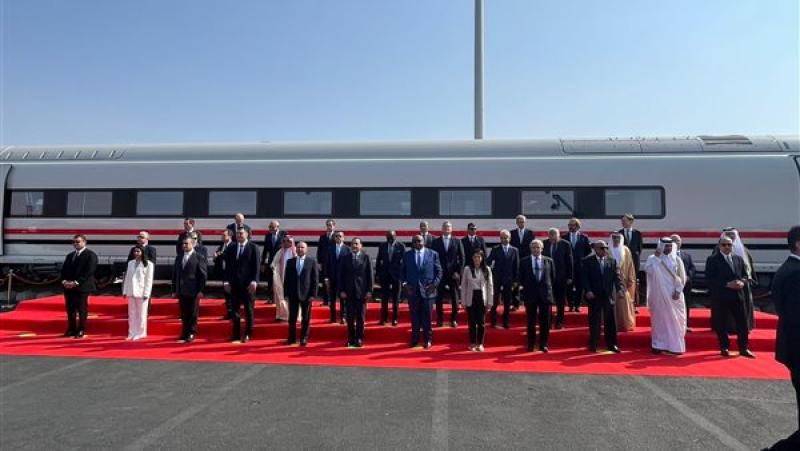 سفير ألمانيا بالقاهرة يؤكد أهمية مشروع قطار «فيلارو» عالي السرعة