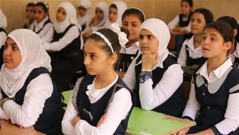 بدء امتحانات شهر أبريل لصفوف النقل 2 مايو المقبل.. والتعليم يحسم الجدل حول المواعيد