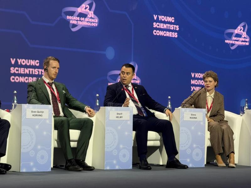 رئيس هيئة المحطات النووية يشارك في مؤتمر العلماء الشباب بمدينة سوتشي الروسية