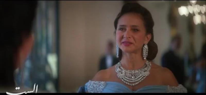 فيلم الست.. نيللي كريم تفرق بين كريم عبد العزيز ومنى زكي