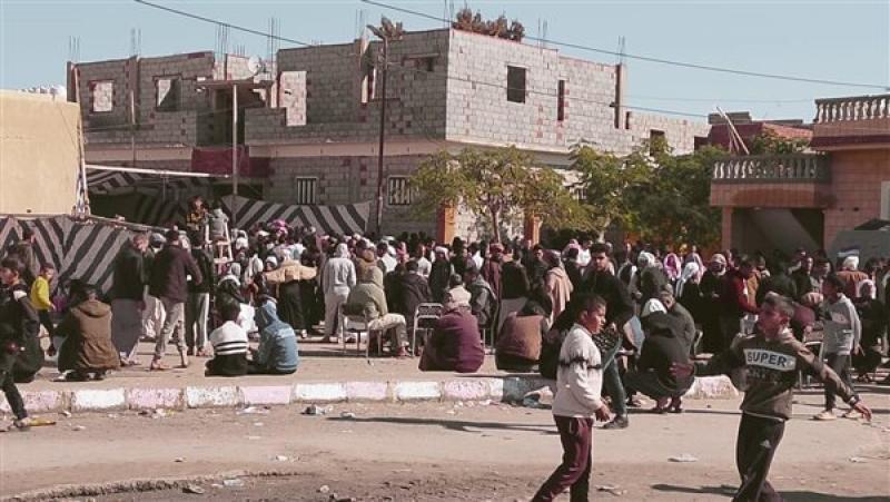 أهالي شمال سيناء يتوافدون على لجان الاقتراع للتصويت في انتخابات مجلس النواب