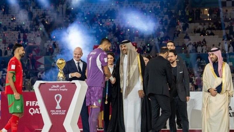 أمير قطر يُشيد بتنظيم بلاده لبطولة كأس العرب 2025 ويهنئ المغرب بحصد اللقب