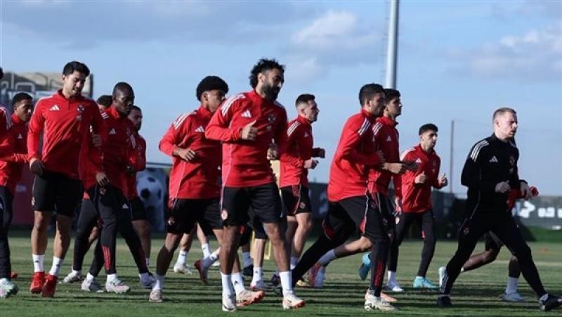 التشكيل المتوقع للأهلي أمام الطلائع.. تريزيجيه وزيزو وأوتاكا في الهجوم