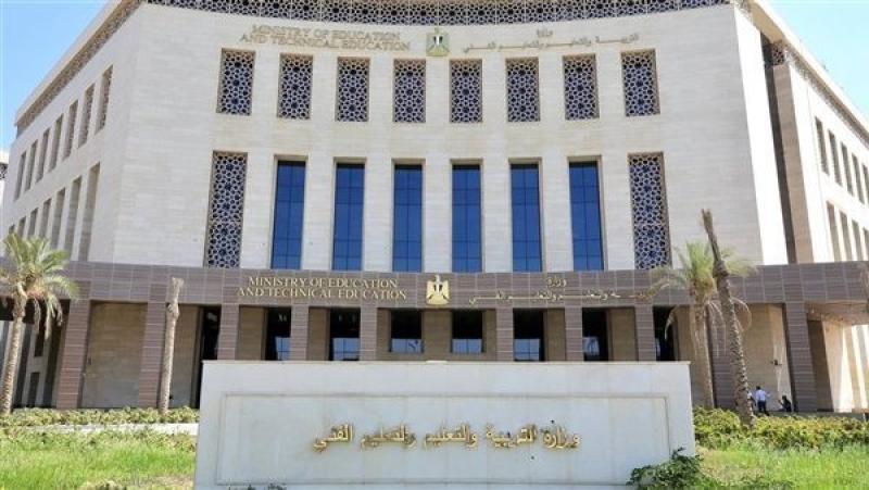 التعليم توجه بصرف مكافأة امتحان الإعدادية مقابل 130 جنيه لليوم