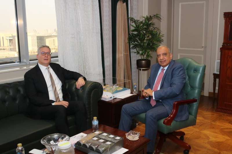 وزيرا الكهرباء والبترول يبحثان خطة توفير الوقود المكافئ لتأمين الشبكة القومية بفصل الصيف