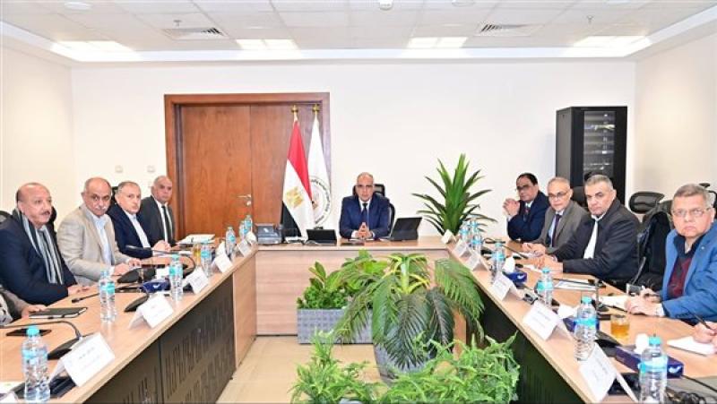 وزير الري: رفع درجة الجاهزية للتعامل مع السيول والأمطار الغزيرة