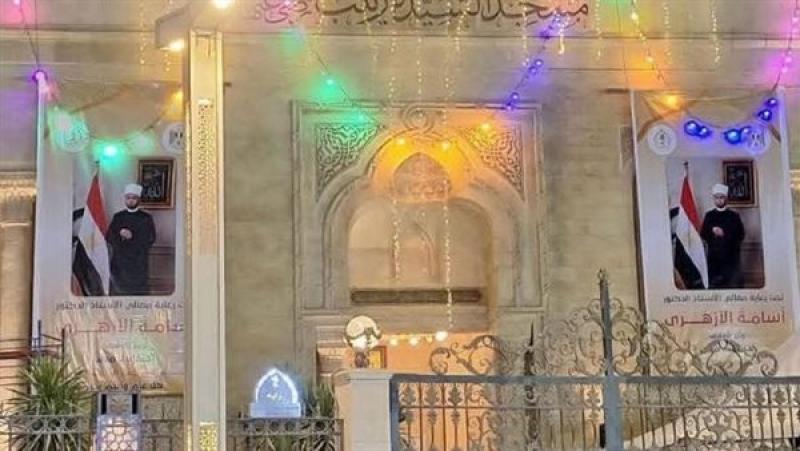 صورة وزير الأوقاف على مسجد السيدة زينب تثير الجدل.. «رد رسمي»