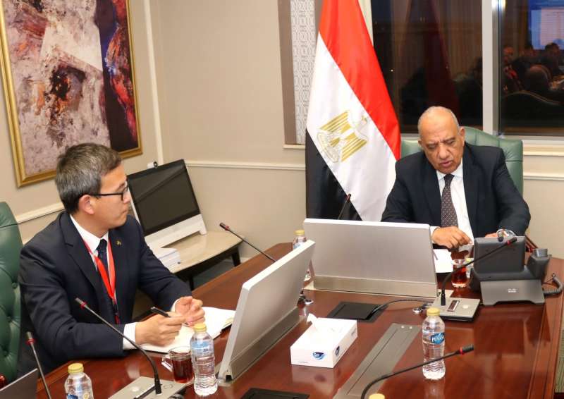 وزير الكهرباء يبحث مع صاني الصينية التعاون بتصنيع توربينات الرياح