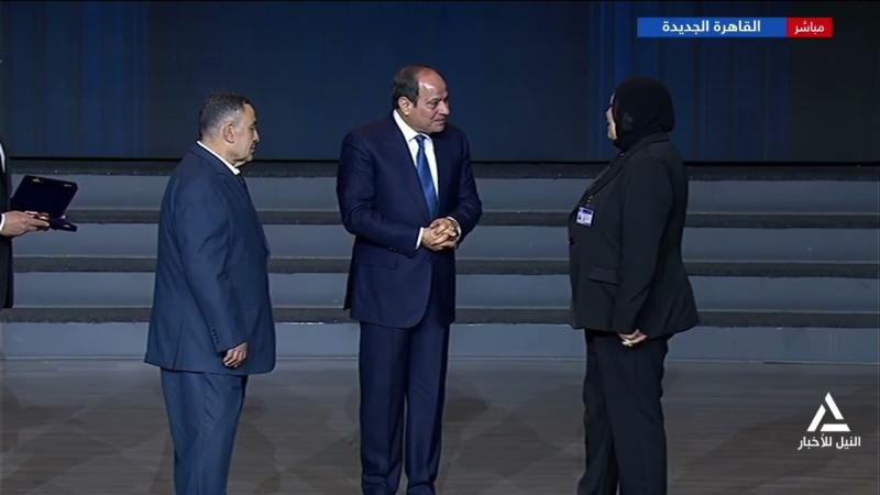 الرئيس السيسى يكرم عددًا من أسماء شهداء الشرطة خلال احتفالية عيد الشرطة