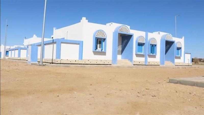 «بتكلفة 37 مليون جنيه».. تخصيص 50 بيتًا بدويًا لأهالي الواحات البحرية