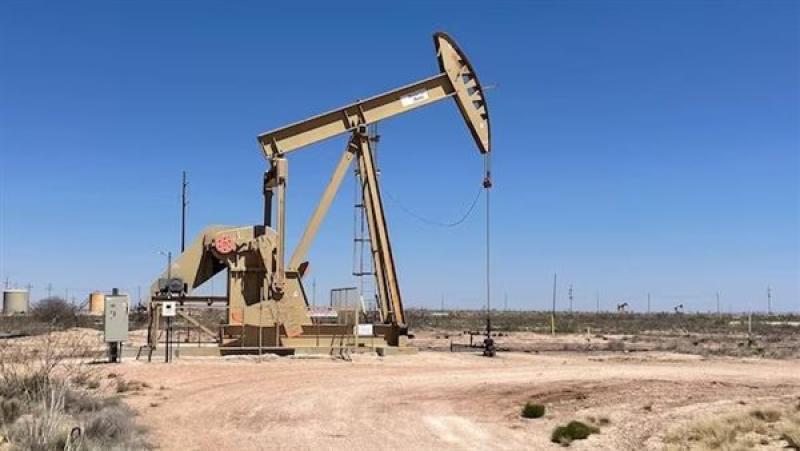 ارتفاع أسعار النفط مع تأثر الإنتاج في أمريكا بعاصفة شتوية