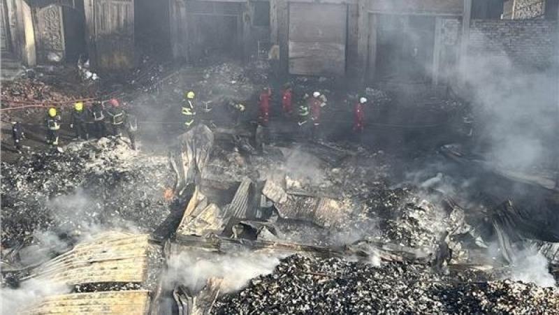 قرارات من «محافظة القاهرة» لحماية الأهالي وكشف أسباب حريق منطقة «الزرايب»