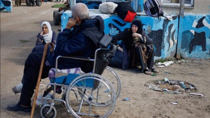 وصول دفعة من العائدين لقطاع غزة عبر معبر رفح البري إلى مجمع ناصر الطبي بخان يونس