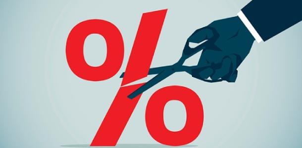 عائد الشهادات الادخارية متغيرة العائد ينخفض 1% بعد قرار المركزي