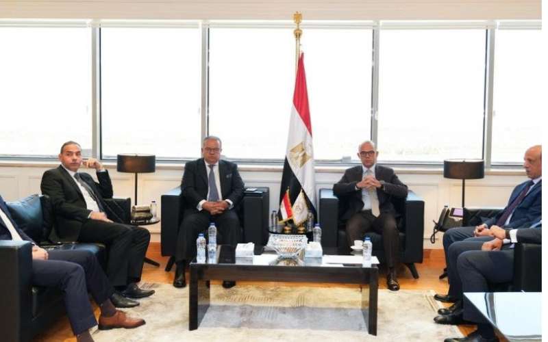 وزير الاستثمار ينسق بين 5 جهات للربط الإلكتروني وتيسير خدمات المستثمرين