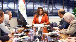 وزيرة التنمية المحلية تبحث إنشاء مصنع لإنتاج الوقود الحيوي بطاقة 100 طن يوميًا