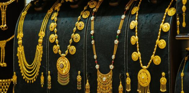 حكم اقتراض الذهب.. المفتي يوضح الحكم الشرعي