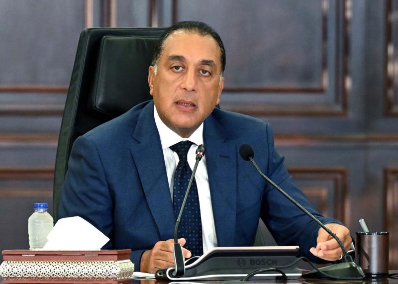 رئيس الوزراء يتفقد اليوم سوق العبور ويعقد مؤتمرًا صحفيًا