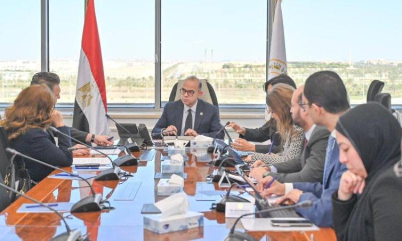 وزير الاستثمار يبحث مع البنك الأوروبي لإعادة الإعمار والتنمية توسيع آفاق الشراكة