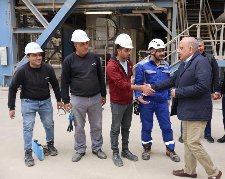 وزير الكهرباء يتفقد محطة كهرباء بنى سويف المركبة ويتابع معدلات استهلاك الوقود