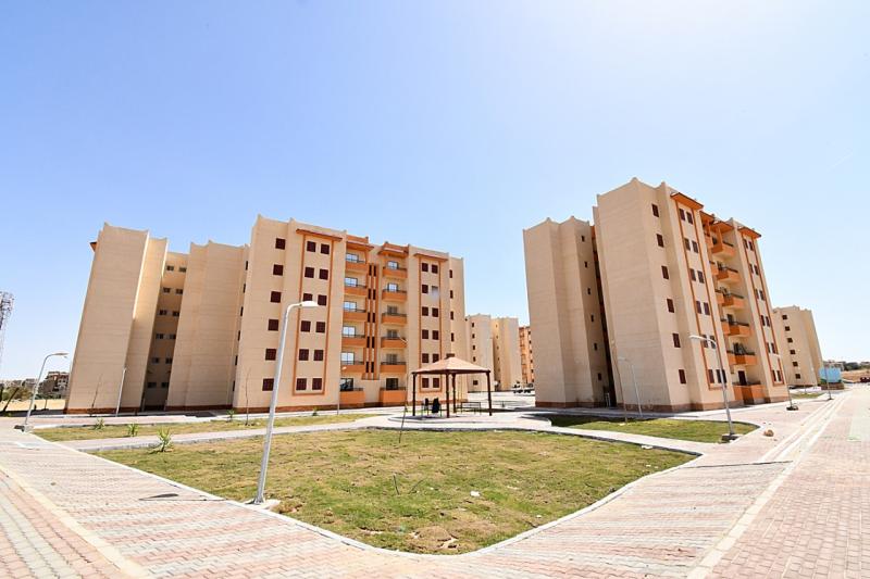 خطة طرح وحدات سكنية بنظام الإيجار.. الإسكان تبحث الإجراءات