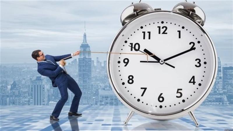 هتنام بدري ولا تصحى بدري؟ موعد تطبيق التوقيت الصيفي يهمك