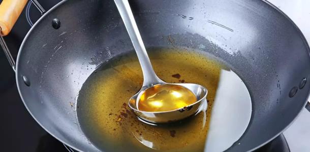 زيوت الطعام المستعملة.. منظومة جديدة تحمي المواطنين وتتضمن تراخيص لممارسة الجمع والتخزين