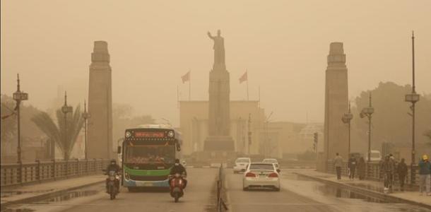 انخفاض في درجات الحرارة ونشاط رياح وأتربة تؤثر على الرؤية بهذه المناطق
