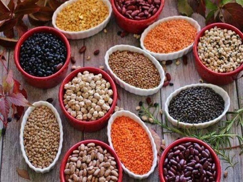 الفول والعدس بكام الكيلو النهاردة.. أسعار البقوليات اليوم السبت