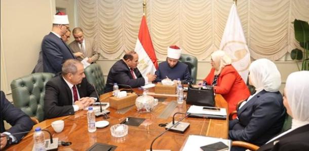 وزير الأوقاف يستقبل أعضاء من مجلس النواب لبحث احتياجات المواطنين