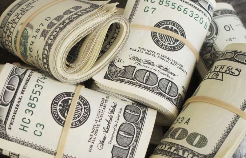 سعر الدولار اليوم السبت في مصر.. آخر المستجدات بالبنوك وشركات الصرافة