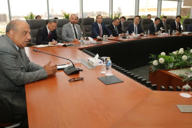 خطوات جديدة لدعم التحول الأخضر.. وزير الكهرباء يعزز التعاون مع مؤسسات الطاقة الصينية
