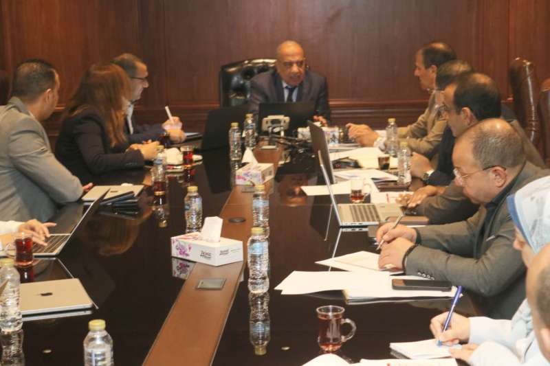 وزير الكهرباء يستعرض مع نكسوس أنالاتيكا آليات الفصل بين قطاعات الإنتاج والنقل والتوزيع