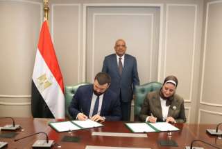 لتحديد متطلبات التغذية.. وزير الكهرباء يشهد مراسم توقيع مذكرة تفاهم لإقامة مشروع مركز بيانات