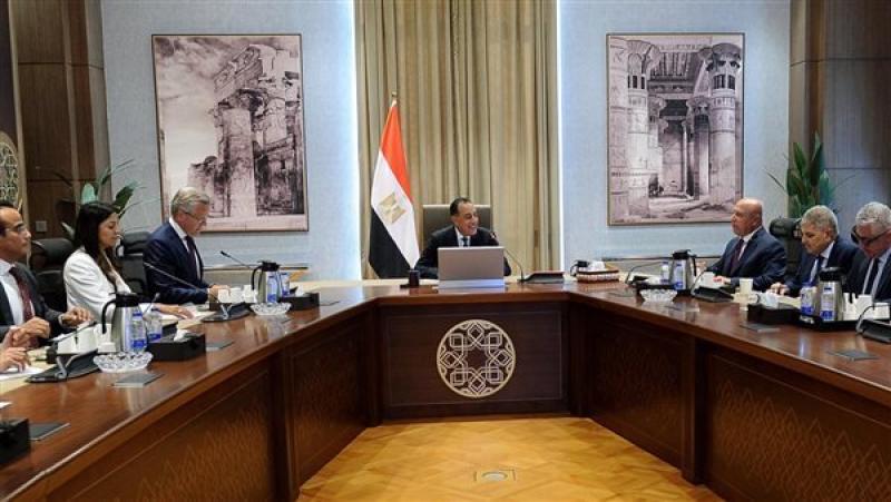 مدبولي: عودة ميرسك لقناة السويس تعزز الثقة بالملاحة العالمية