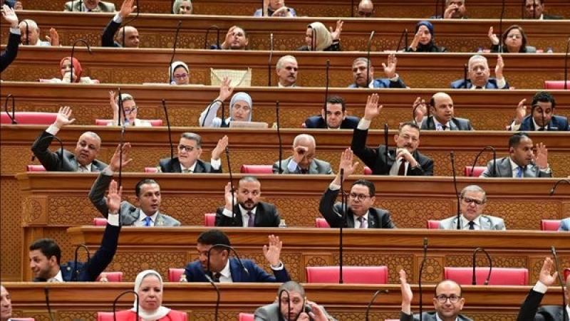 «النواب» يوافق نهائيًا على مشروع قانون جهاز مستقبل مصر.. ورئيس المجلس يشيد بالأداء البرلماني
