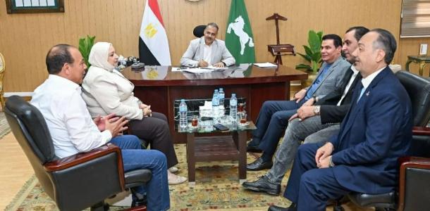 لبحث مطالب المواطنين.. محافظ الشرقية يلتقي أعضاء مجلسي النواب والشيوخ