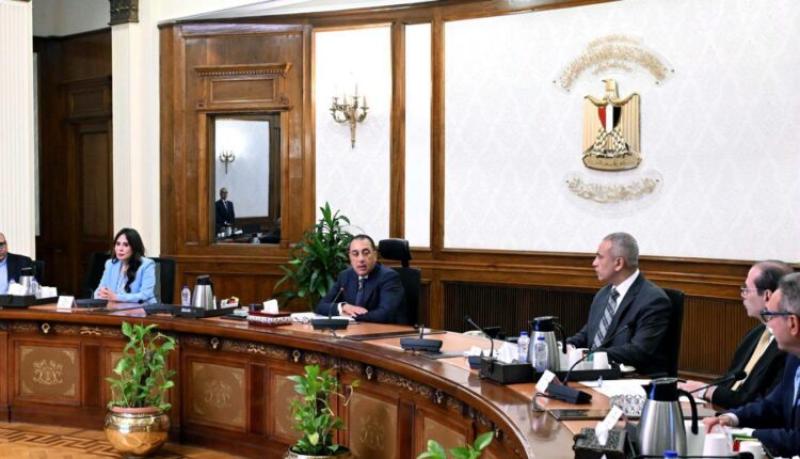 رئيس الوزراء يُتابع إجراءات فض التشابكات المالية بين المجتمعات العمرانية الجديدة والبنك الأهلي