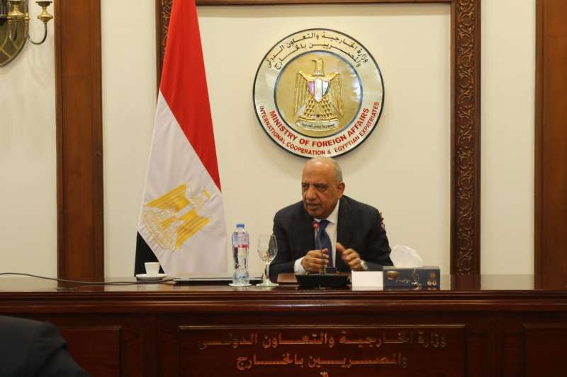 وزير الكهرباء يلتقي برؤساء البعثات الدبلوماسية والقنصلية بالخارج ويطرح مجالات العمل المشترك